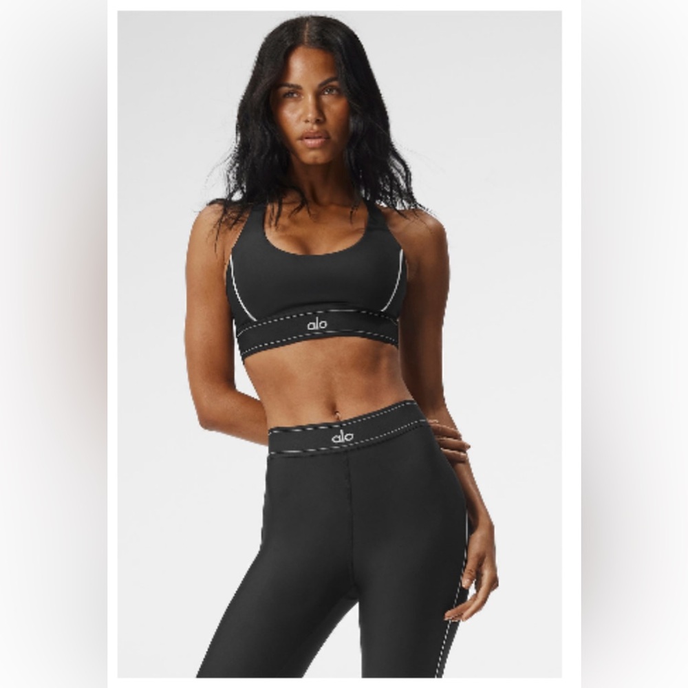 Alo Airlift Suit Up Bra and High-Waist Suit Up Legging Set